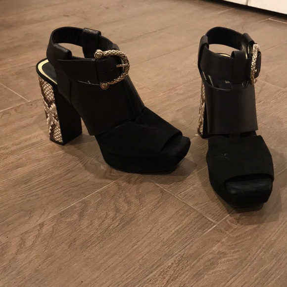 Roberto Cavalli like new platform sandal heel - Picture 2 of 7